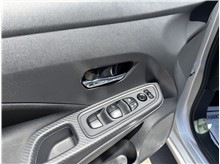 Vehicle Thumb #17