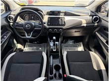 Vehicle Thumb #29