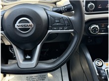 Vehicle Thumb #37