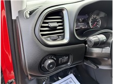 Vehicle Thumb #37