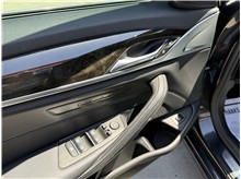 Vehicle Thumb #15