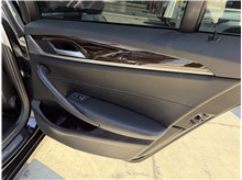 Vehicle Thumb #25