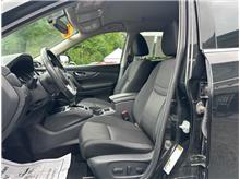 Vehicle Thumb #12