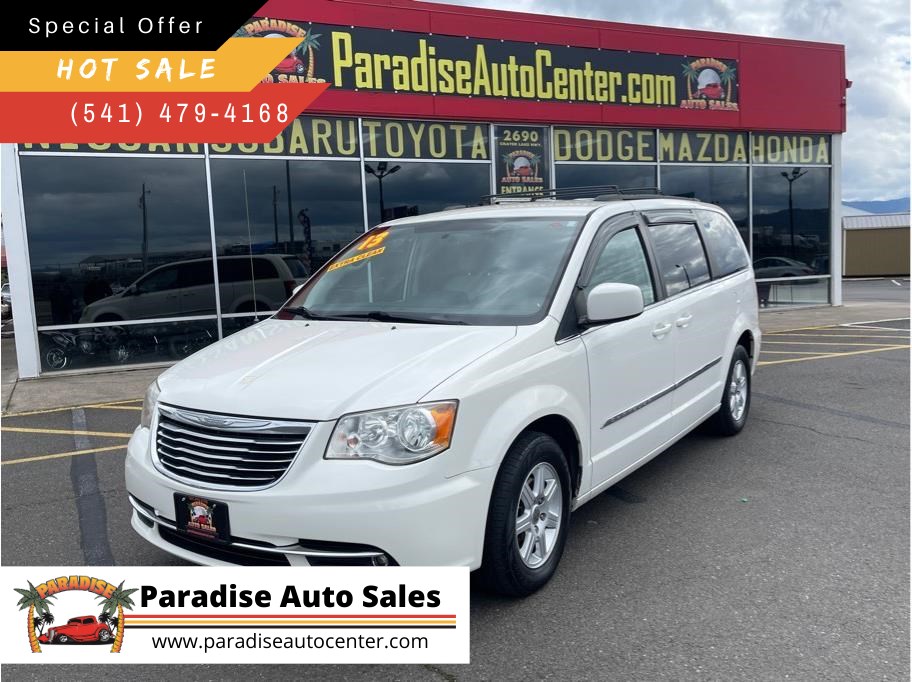 2013 Chrysler Town & Country from Paradise Auto Sales - Medford