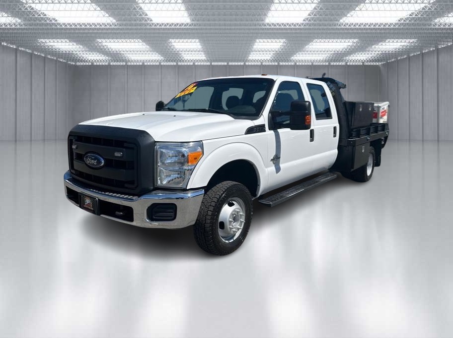 2016 Ford F350 Super Duty Crew Cab & Chassis from Paradise Auto Sales - Grants Pass