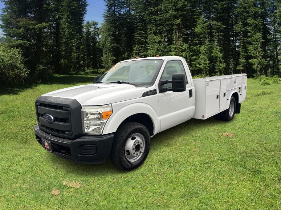 2013 Ford F350 Super Duty Regular Cab & Chassis from Paradise Auto Sales - Grants Pass