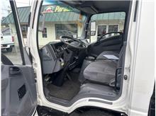 Vehicle Thumb #9