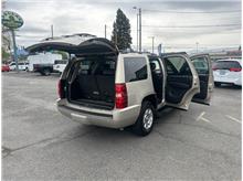 Vehicle Thumb #17