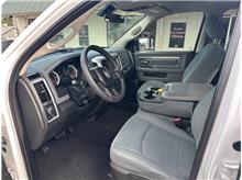 Vehicle Thumb #9