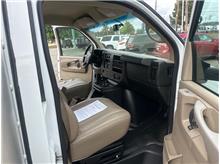 Vehicle Thumb #13