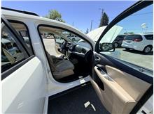 Vehicle Thumb #18