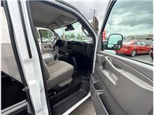 Vehicle Thumb #15