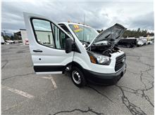 Vehicle Thumb #17