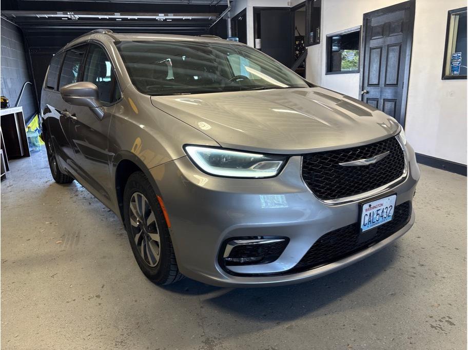 2021 Chrysler Pacifica Hybrid