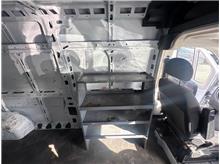 Vehicle Thumb #7