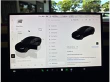 Vehicle Thumb #14