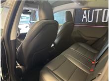 Vehicle Thumb #16