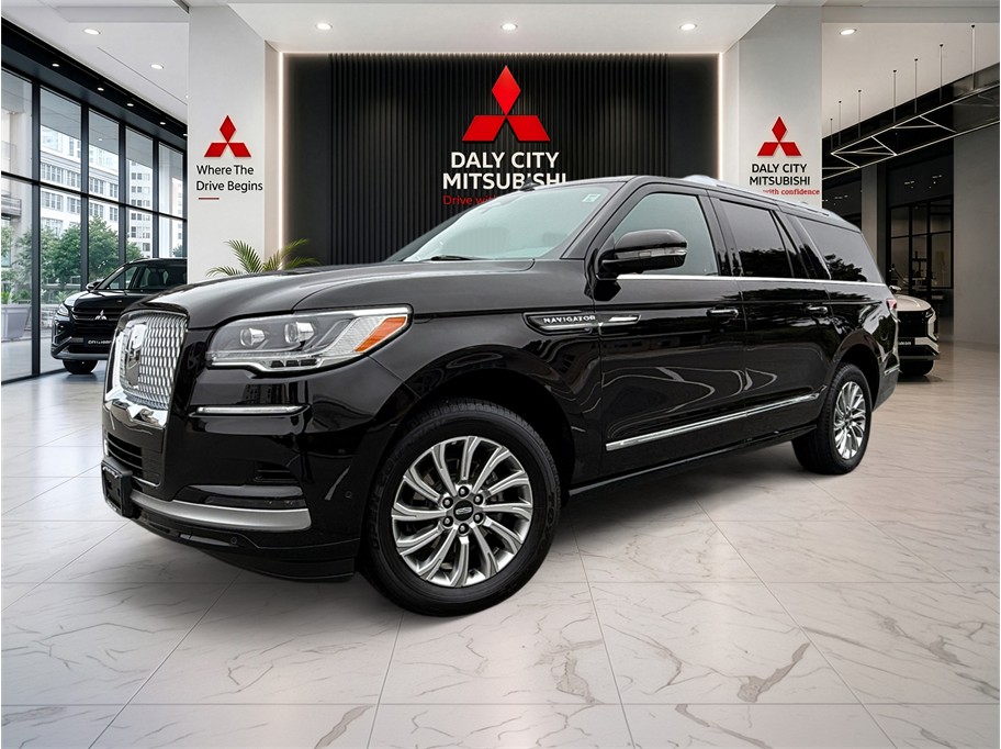 2024 Lincoln Navigator L from Daly City Mitsubishi