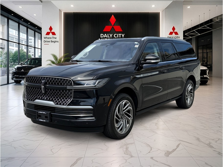 2025 Lincoln Navigator L from Daly City Mitsubishi