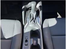 Vehicle Thumb #25