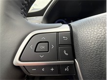 Vehicle Thumb #22