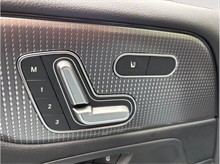 Vehicle Thumb #20