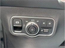 Vehicle Thumb #22