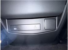 Vehicle Thumb #19