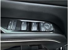 Vehicle Thumb #28
