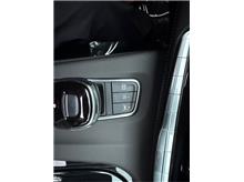 Vehicle Thumb #35