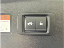 Vehicle Thumb #21