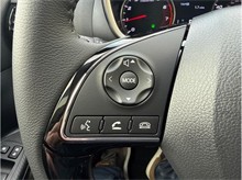 Vehicle Thumb #26