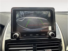 Vehicle Thumb #36