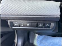 Vehicle Thumb #19