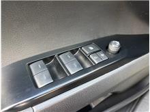 Vehicle Thumb #18