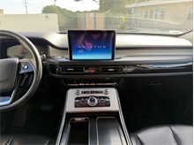 Vehicle Thumb #20