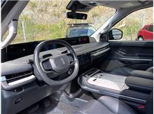Vehicle Thumb #11