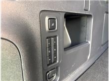 Vehicle Thumb #24