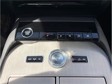Vehicle Thumb #33