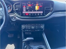 Vehicle Thumb #25