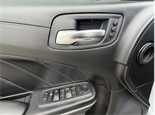 Vehicle Thumb #17
