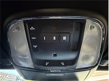 Vehicle Thumb #26
