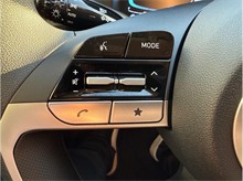 Vehicle Thumb #33