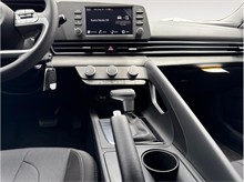 Vehicle Thumb #19
