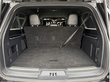 Vehicle Thumb #19