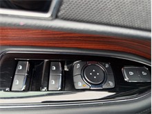 Vehicle Thumb #28
