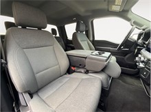 Vehicle Thumb #18