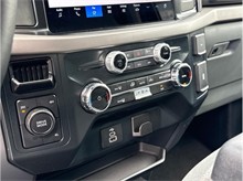 Vehicle Thumb #29