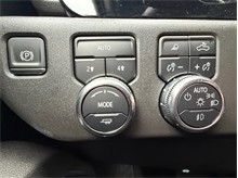 Vehicle Thumb #24