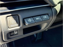 Vehicle Thumb #27
